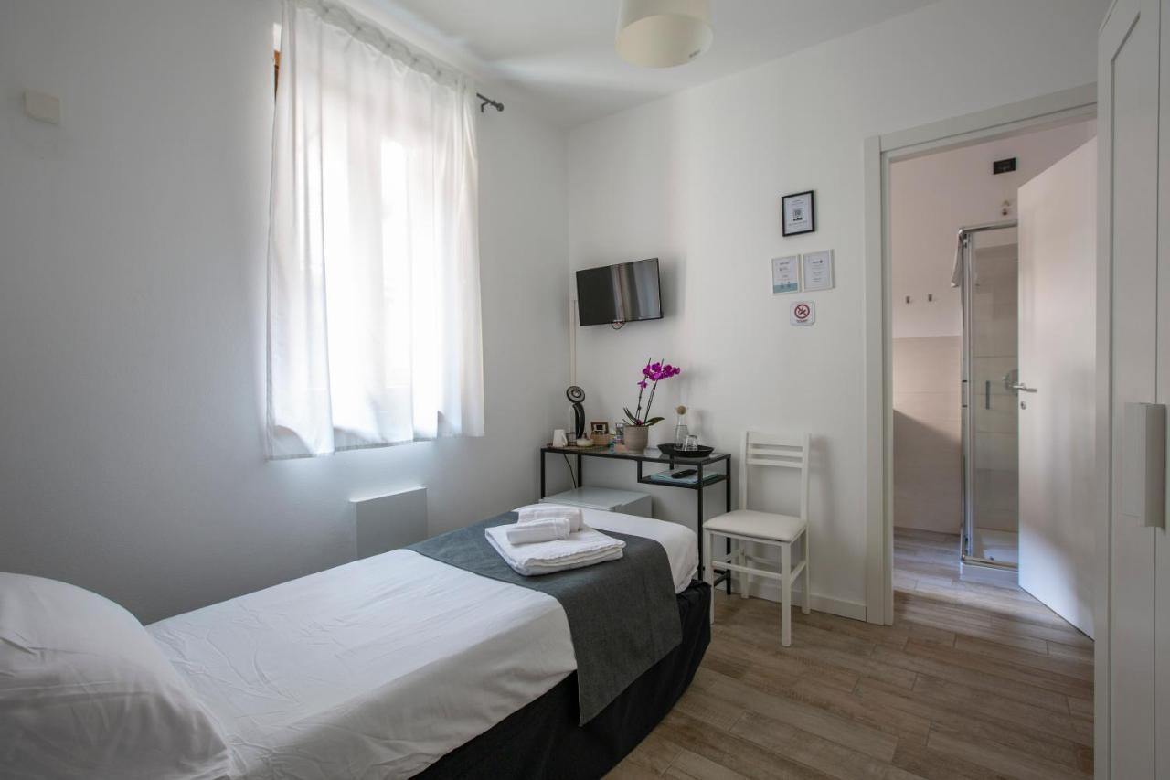 La Casa Del Sarto - Rooms And Apartments 莱科 外观 照片
