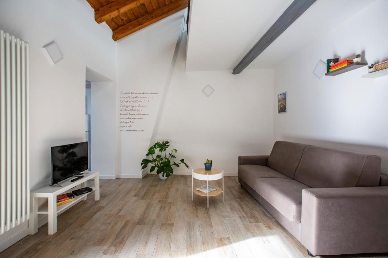 La Casa Del Sarto - Rooms And Apartments 莱科 外观 照片