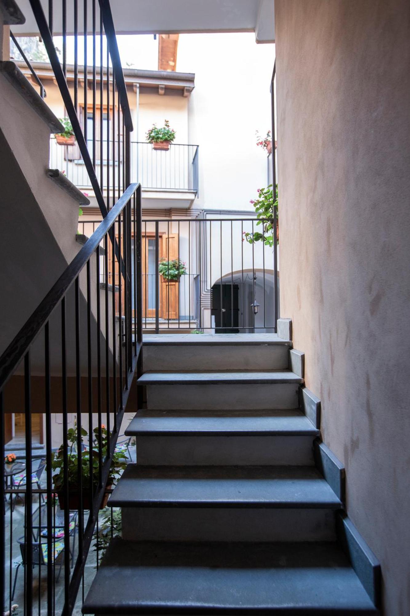 La Casa Del Sarto - Rooms And Apartments 莱科 外观 照片