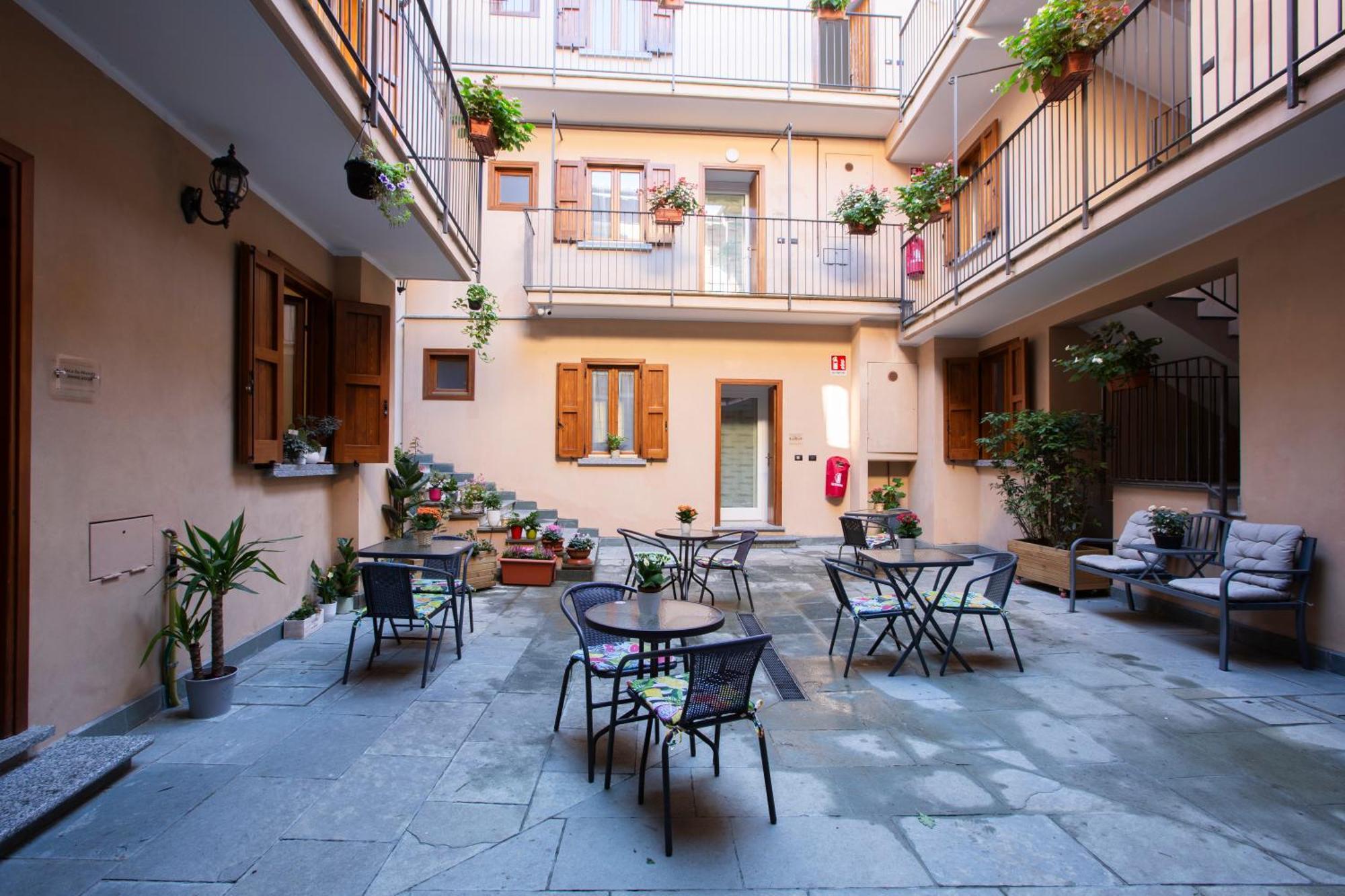 La Casa Del Sarto - Rooms And Apartments 莱科 外观 照片