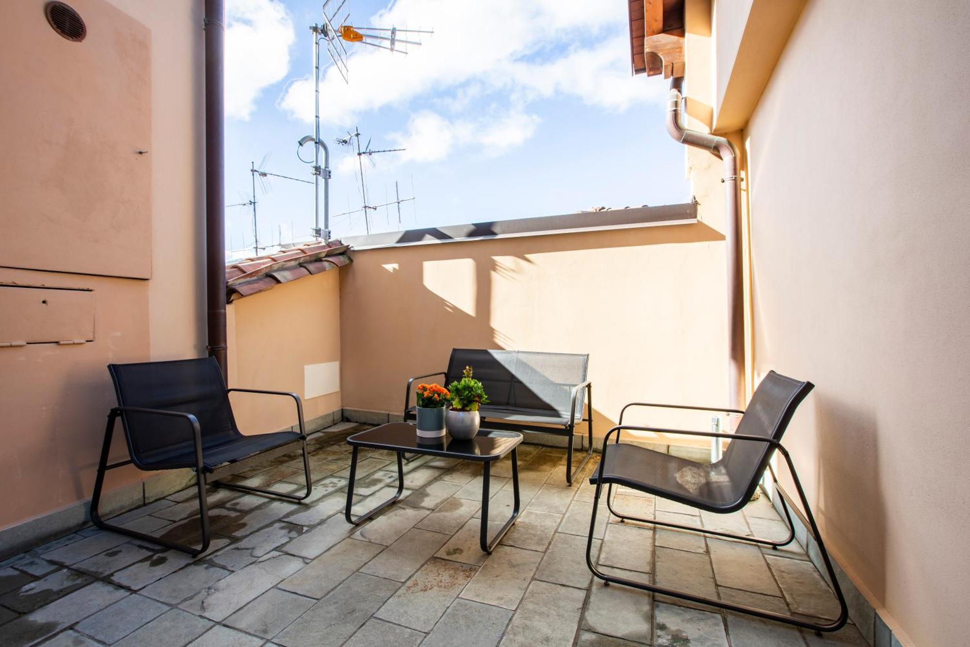 La Casa Del Sarto - Rooms And Apartments 莱科 外观 照片