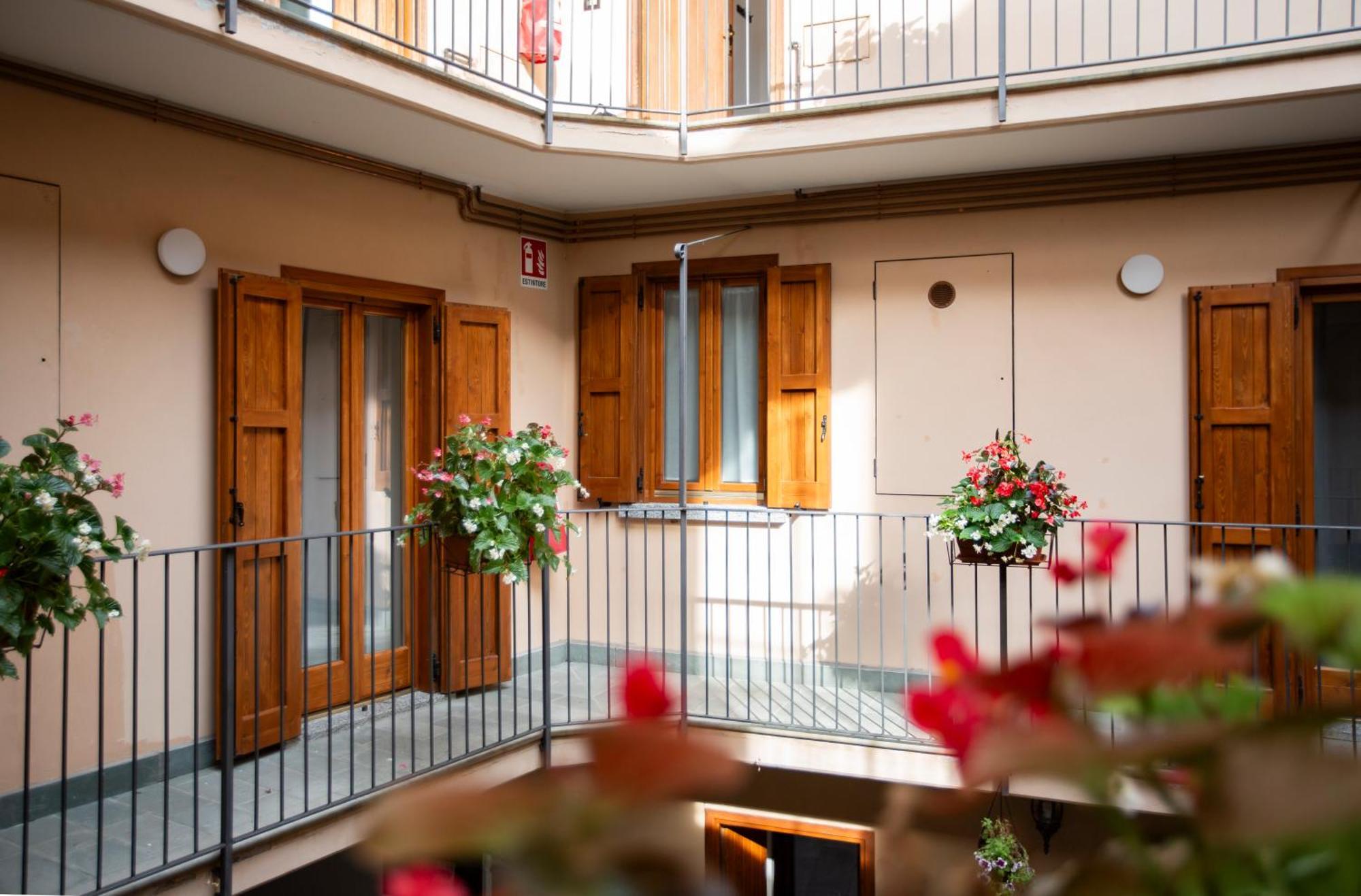 La Casa Del Sarto - Rooms And Apartments 莱科 外观 照片