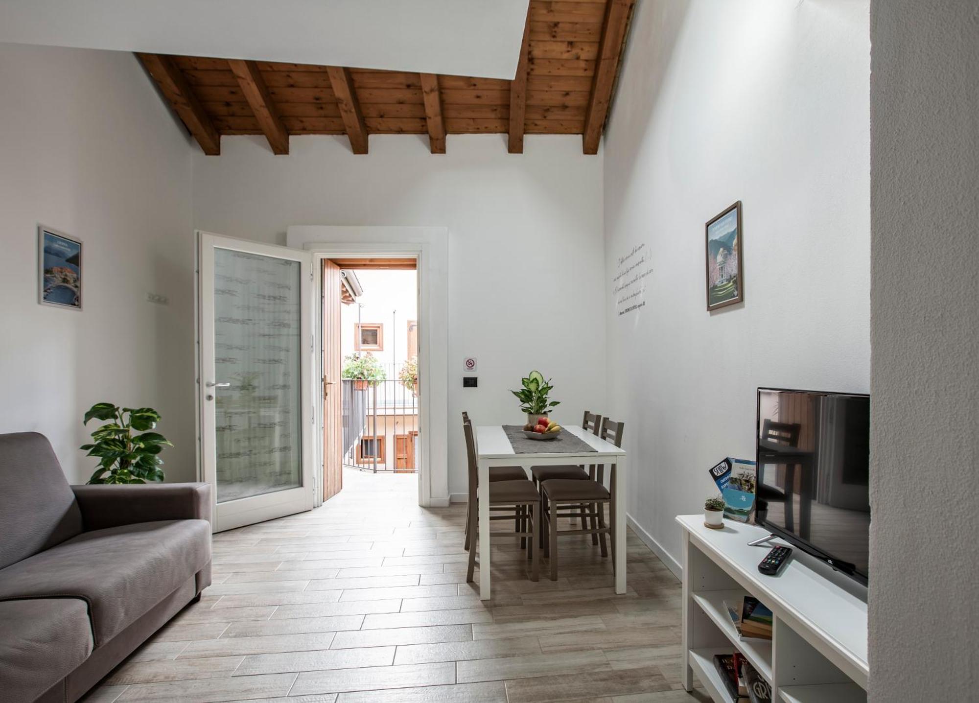 La Casa Del Sarto - Rooms And Apartments 莱科 外观 照片