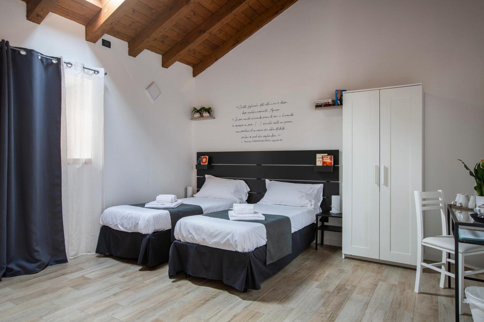 La Casa Del Sarto - Rooms And Apartments 莱科 外观 照片