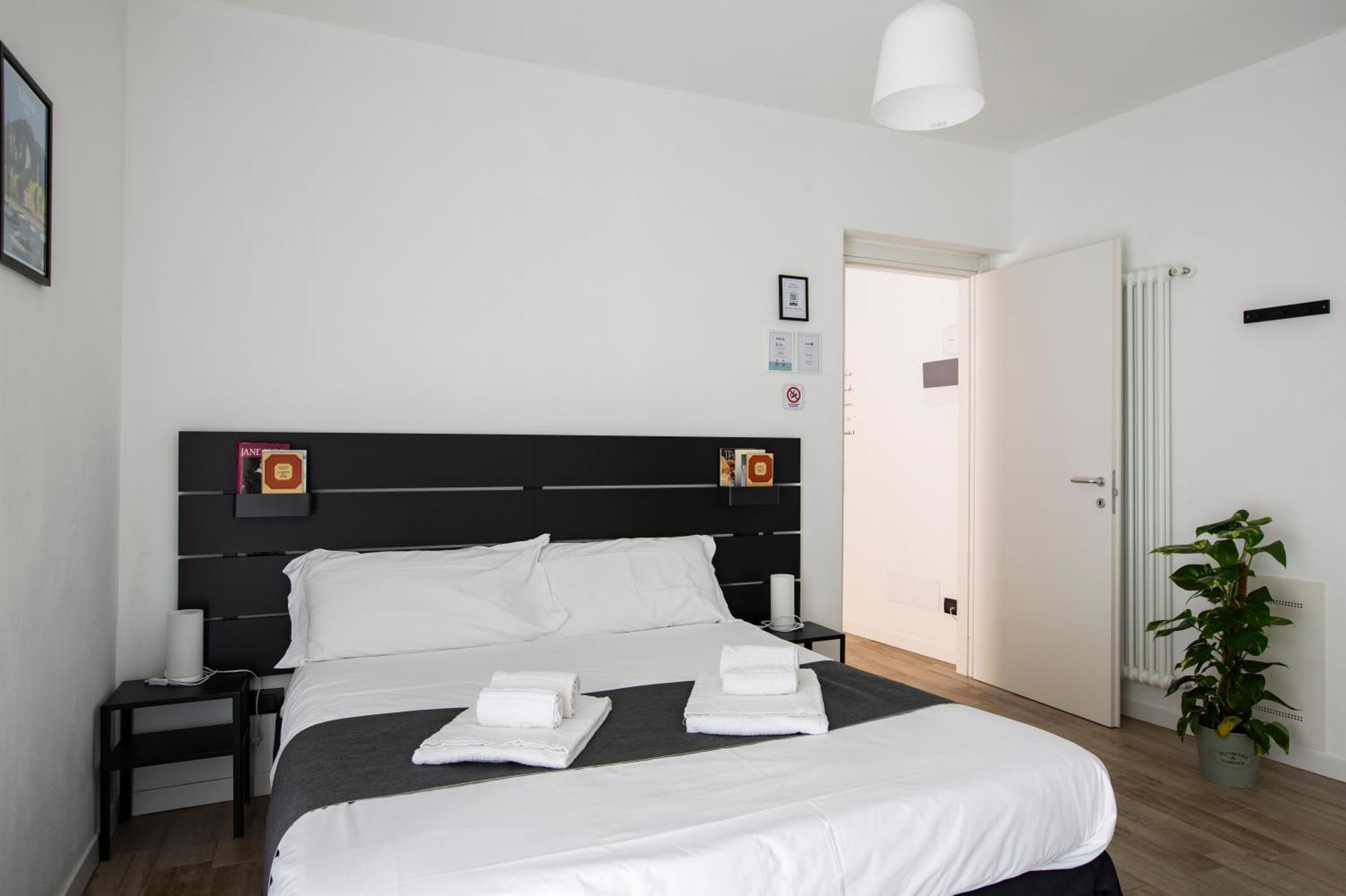 La Casa Del Sarto - Rooms And Apartments 莱科 外观 照片